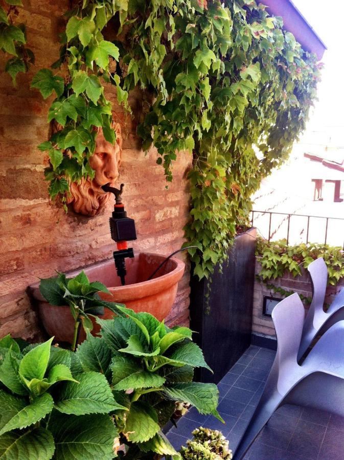 Sui Tetti Di Bologna Apartment ภายนอก รูปภาพ